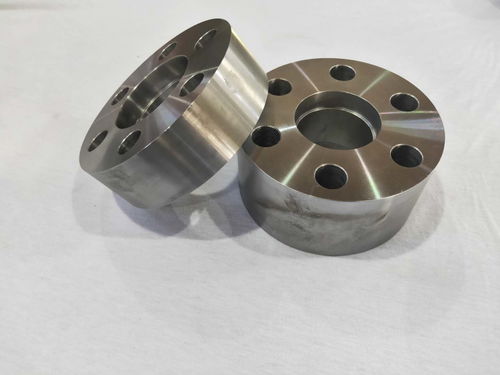 如何選擇聚氨酯包膠廠進(jìn)行舊輪包膠件加工